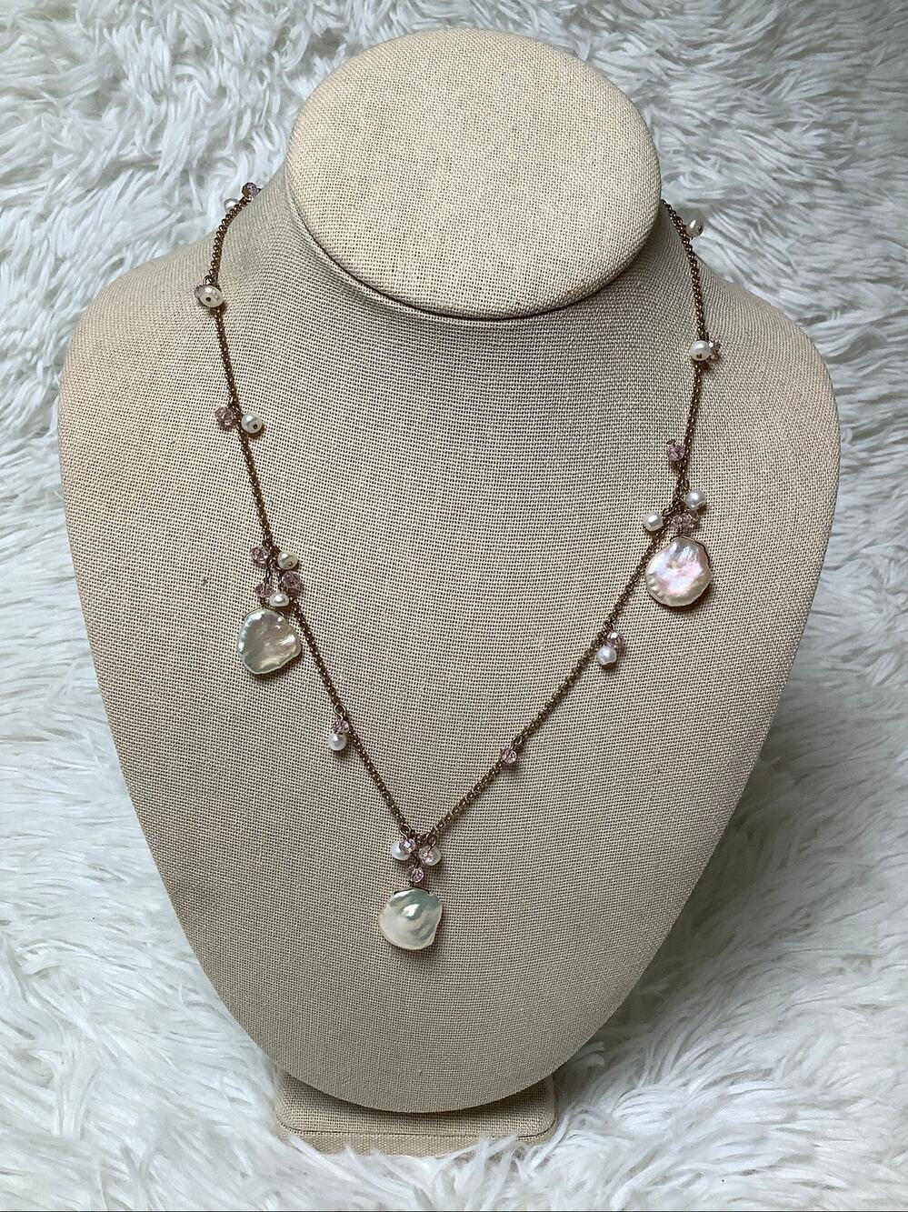 Gold-Tone Pink & White Beaded Real Pearl Accented Chain Necklace Preppy F14-28
